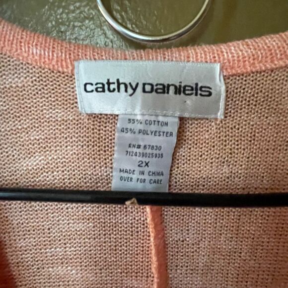 Cathy Daniel’s size 2X peach studded layered look. Dolman sleeves. - Picture 8 of 9